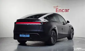 Tesla Model y RWD 2025