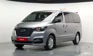 Hyundai Starex Smart Van 5-Seater 2019