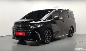 Toyota Alphard 2.5 HEV Executive AWD 2025