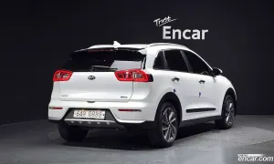 Kia Niro Prestige 2016