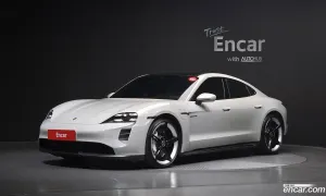 Porsche Taycan GTS 2024