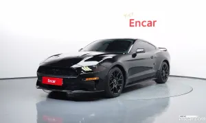 Ford Mustang Coupe 2020