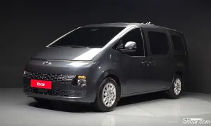 Hyundai Staria Modern Cargo 5-Seater 2023