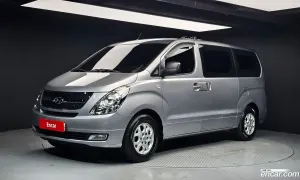 Hyundai Starex CVX Luxury 3-Seater VAN 2013