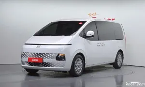 Hyundai Staria Modern 4WD Tourer 11-Seater 2025