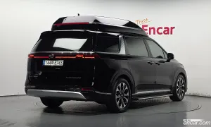 Kia Canival Signature 9-Seater Hi-Limousine 2021