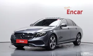 Mercedes-benz E-class E300 4MATIC Avnatgarde 2017