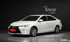 Toyota Camry 2.5 XLE 2015