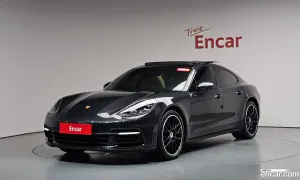 Porsche Panamera 3.0 AWD 2018