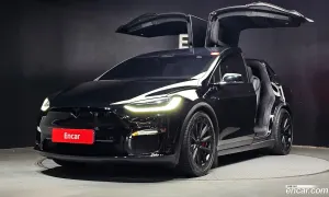 Tesla Model x Plaid 2023