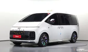 Hyundai Staria Inspiration 4WD Lounge 7-Seater 2021