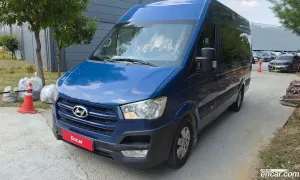 Hyundai Solati deluxe 15-seater 2018