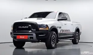 Dodge Ram pick up 5.7 2016