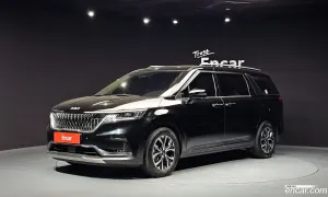 Kia Canival 9-Seater Signature 2023
