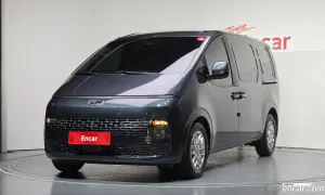 Hyundai Staria Modern Cargo 3-Seater 2023