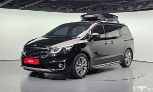 Kia Canival 9-seater Prestige 2017