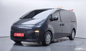 Hyundai Staria Modern Cargo 5-Seater 2023