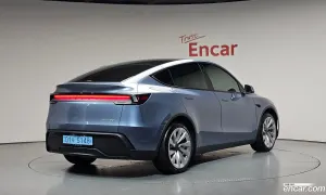 Tesla Model y Long Range AWD 2025