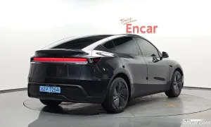 Tesla Model y RWD 2025