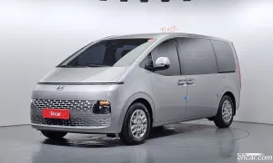 Hyundai Staria Modern Tourer 11-Seater 2023