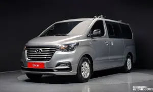 Hyundai Starex Modern Van 5-Seater 2020