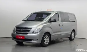 Hyundai Starex CVX Luxury 5-Seater VAN 2013