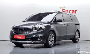 Kia Canival 9-seater Noblesse 2016