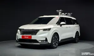 Kia Canival 9-Seater Signature 2023