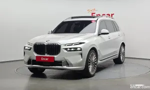 Bmw X7 xDrive 40i Design Pure Excellence 6-Seater 2023