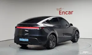 Tesla Model y RWD 2025