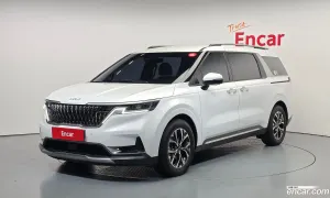 Kia Canival 9-Seater Signature 2023
