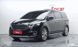 Kia Canival 9-seater Noblesse 2016
