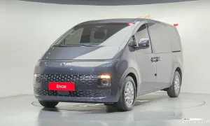 Hyundai Staria Modern Cargo 5-Seater 2023