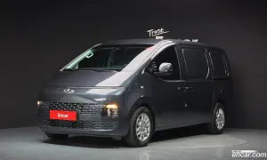 Hyundai Staria Modern Cargo 3-Seater 2023