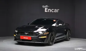 Ford Mustang Coupe 2018