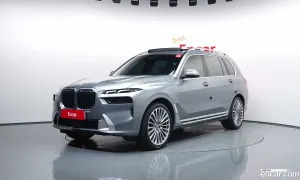 Bmw X7 xDrive 40i Design Pure Excellence 6-Seater 2023