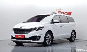 Kia Canival 9-seater Luxury 2016
