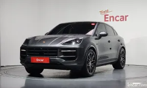 Porsche Cayenne 3.0 E-Hybrid Coupe 2025