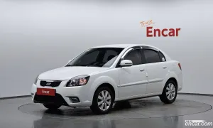 Kia Pride 4DR 1.6 CVVT Gold Premium 2011