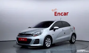 Kia Pride Luxury 5DR 1.6 GDI 2015