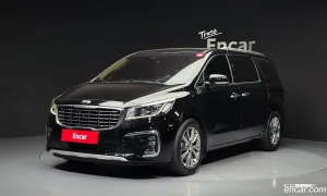 Kia Canival President 7-Seater Limousine 2018