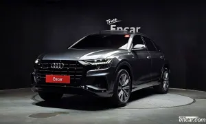 Audi Q8 55 TFSI Quattro Premium 2021