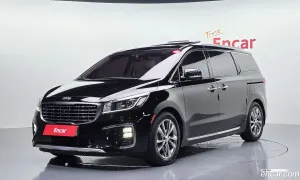Kia Canival VIP 7-Seater Limousine 2019