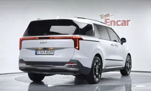 Kia Canival 9-Seater Signature 2024