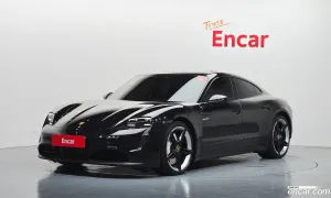 Porsche Taycan 4S 2022