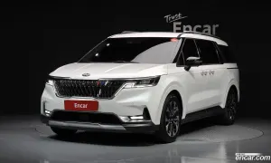 Kia Canival 9-Seater Noblesse 2021