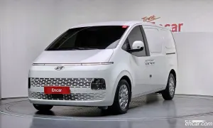 Hyundai Staria Modern Cargo 3-Seater 2023