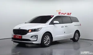 Kia Canival 11-Seater Deluxe 2020