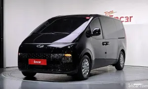Hyundai Staria Modern Tourer 11-Seater 2021