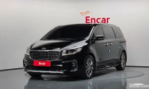 Kia Canival President 7-Seater Limousine 2018